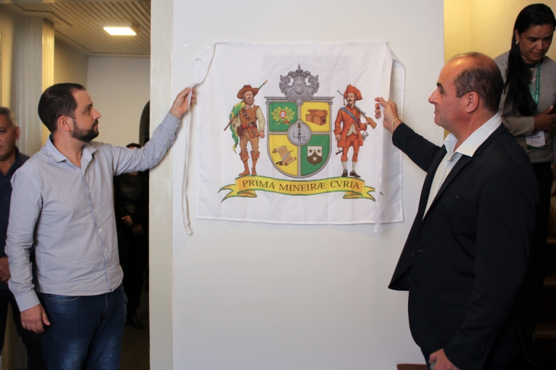 Vereadores Fernando Sampaio e Juliano Duarte inauguram nova sede administrativa da Câmara de Mariana